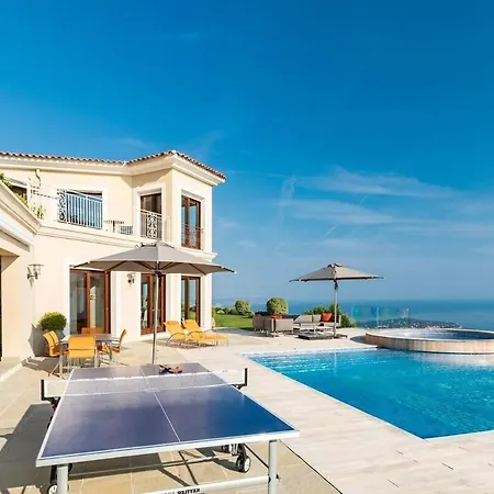 Amazing With Pool For 16 People Èze