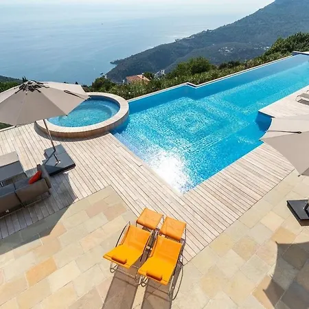 Holiday home Amazing With Pool For 16 People Eze